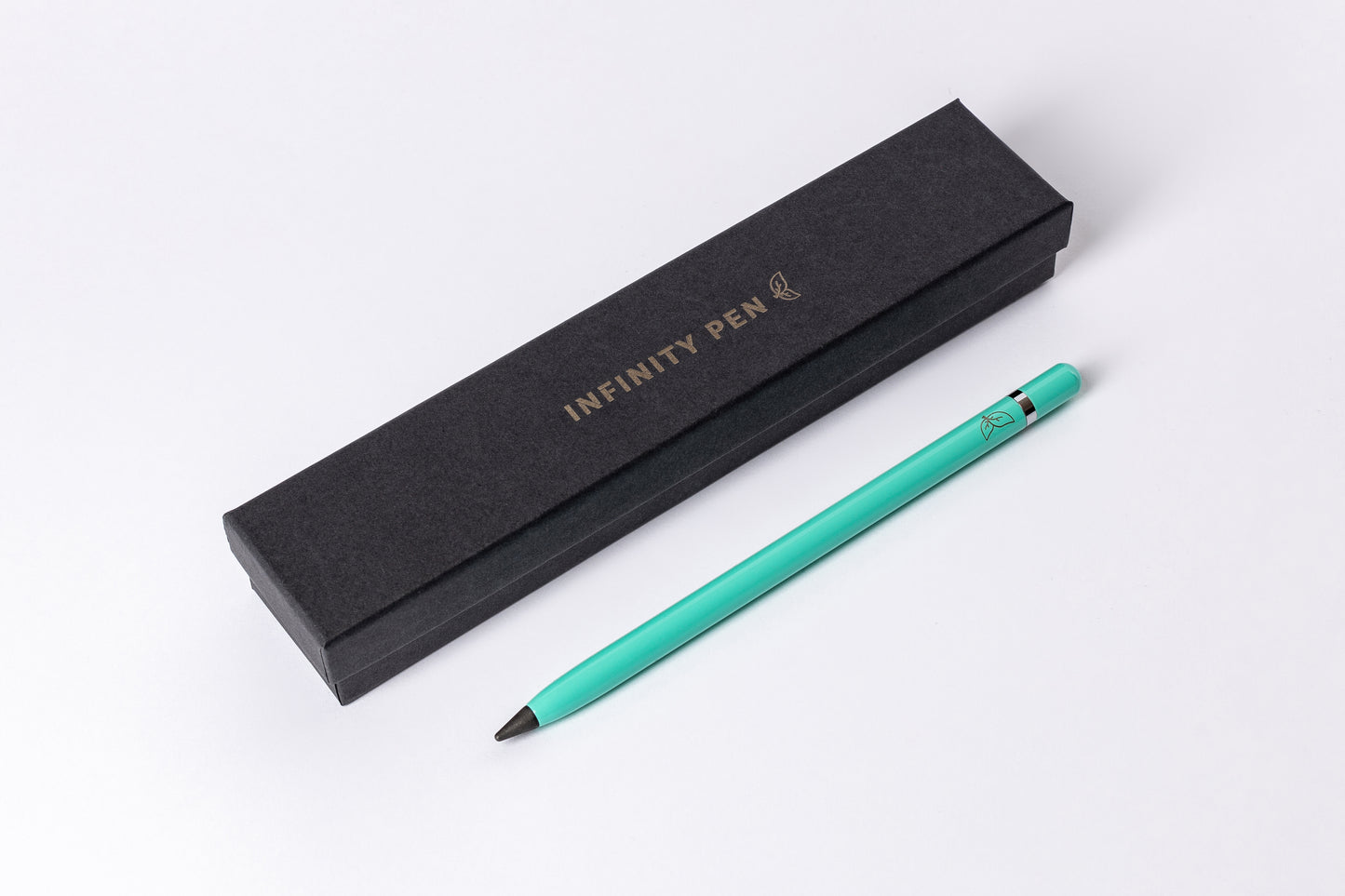 nachhaltiger-metallstift-tuerkis-umweltfreundliche-alternative-zum-bleistift